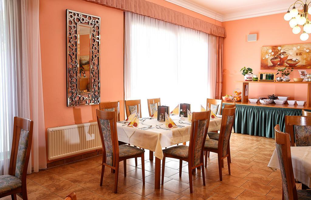 Strandhotel Orchidee Sankt Kanzian am Klopeiner See Kültér fotó